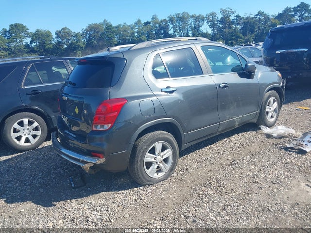 2017 CHEVROLET TRAX LT 4