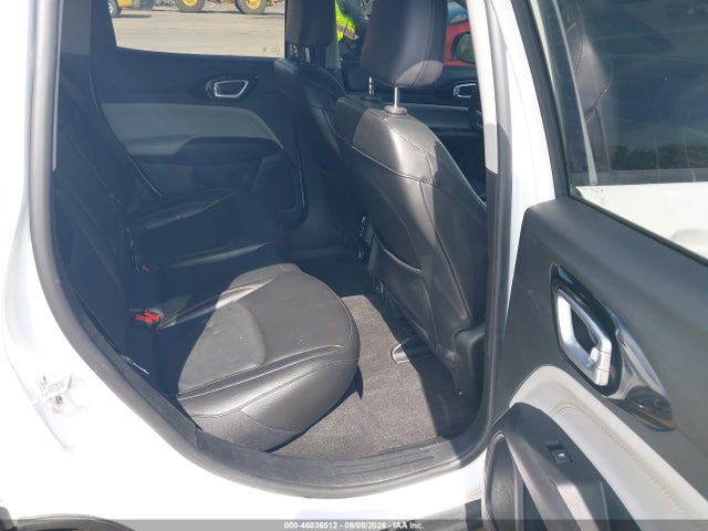 2022 JEEP COMPASS LIMITED 4X4 8
