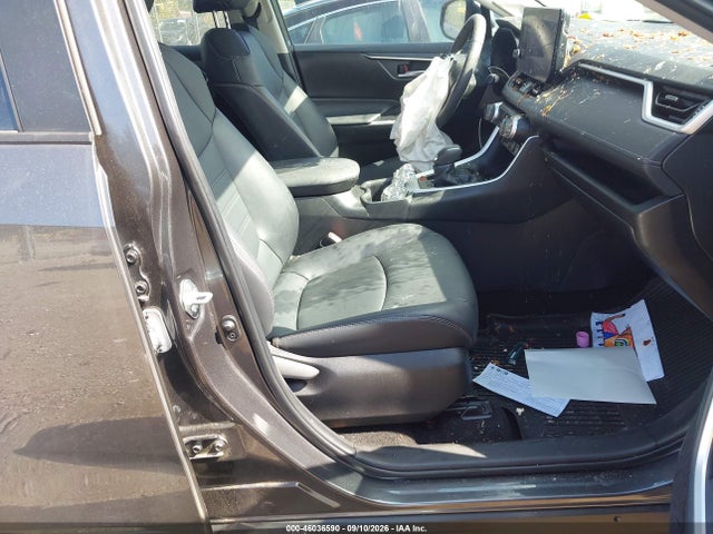 2023 TOYOTA RAV4 XLE PREMIUM 5