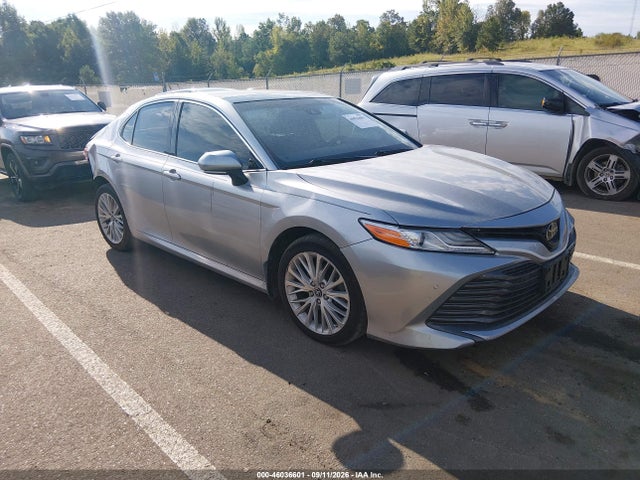 2018 TOYOTA CAMRY XLE