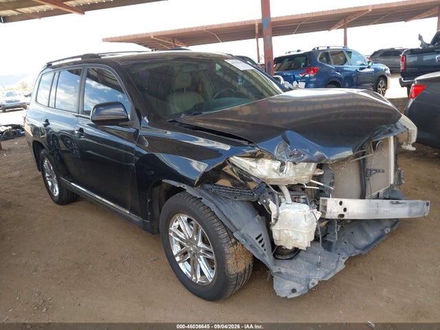 2013 TOYOTA HIGHLANDE SE V6