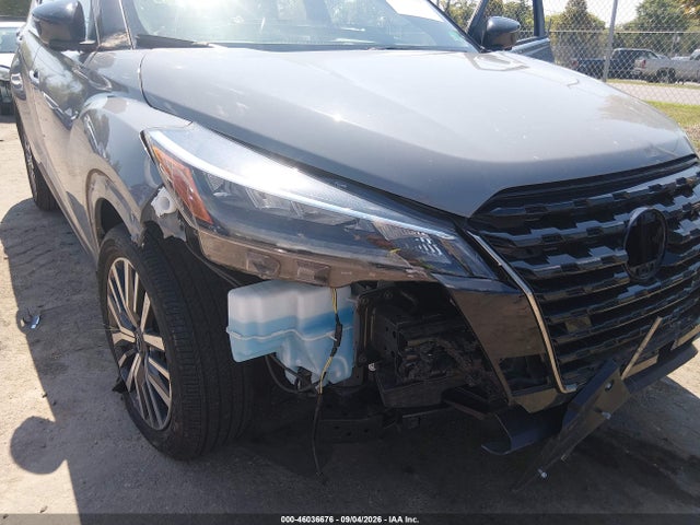 2023 NISSAN KICKS SR XTRONIC CVT 6
