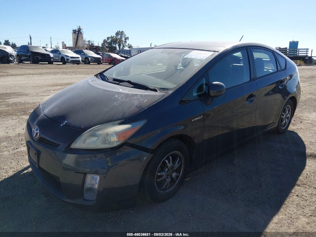 2010 Toyota PRIUS IV — фото 2