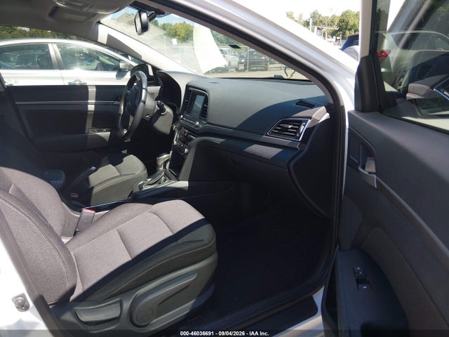 2017 Hyundai ELANTRA VALUE EDITION 照片 5