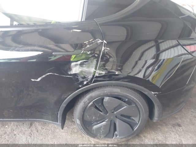 2026 TESLA MODEL Y PREMIUM REAR-WHEEL DRIVE/REAR-WHEEL DRIVE 6
