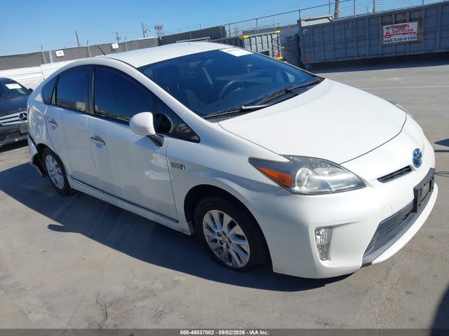 2013 TOYOTA PRIUS 