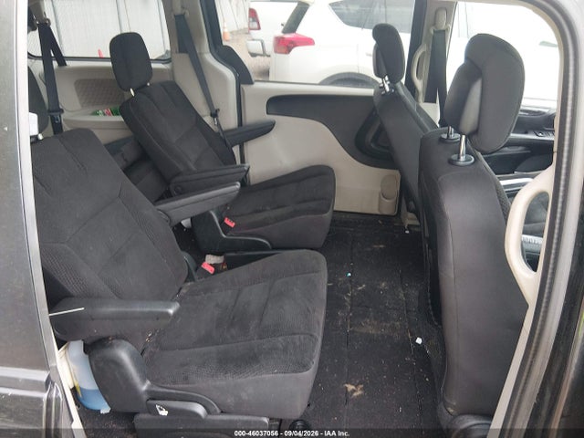 2017 DODGE GRAND CARAVAN SE 8