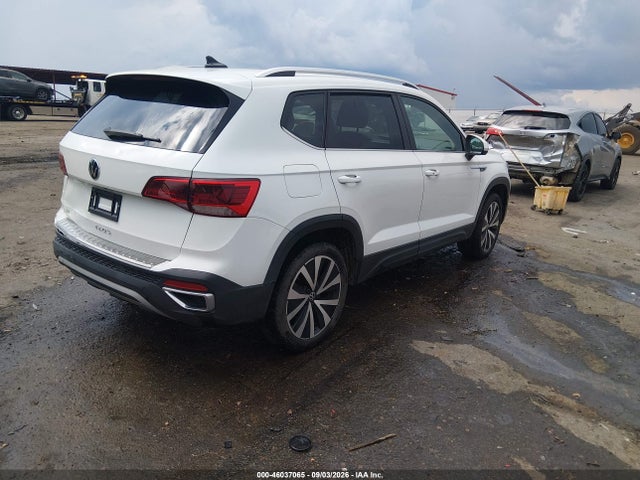 2023 VOLKSWAGEN TAOS 1.5T SE 4