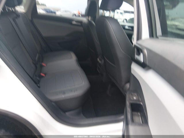 2023 VOLKSWAGEN TAOS 1.5T SE 8