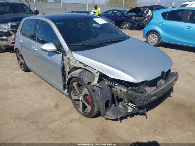 2016 VOLKSWAGEN GOLF SE 4-DOOR