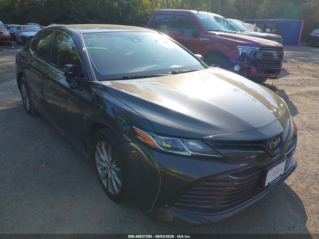 2018 TOYOTA CAMRY LE