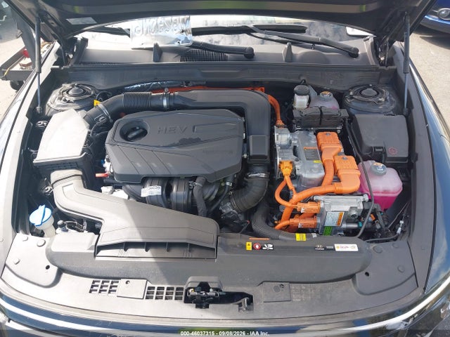 2025 HYUNDAI SONATA HYBRID LIMITED 10