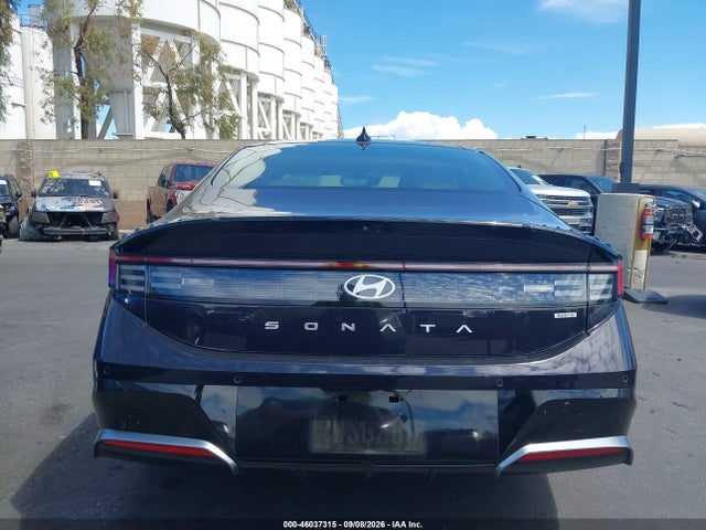 2025 HYUNDAI SONATA HYBRID LIMITED 16