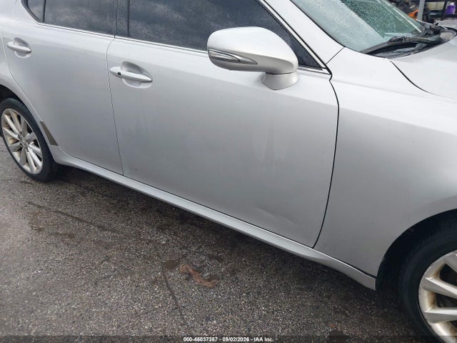 2010 Lexus IS 250 — миниатюра 18