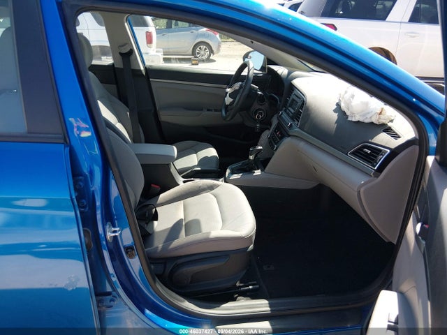 2017 HYUNDAI ELANTRA SE 5