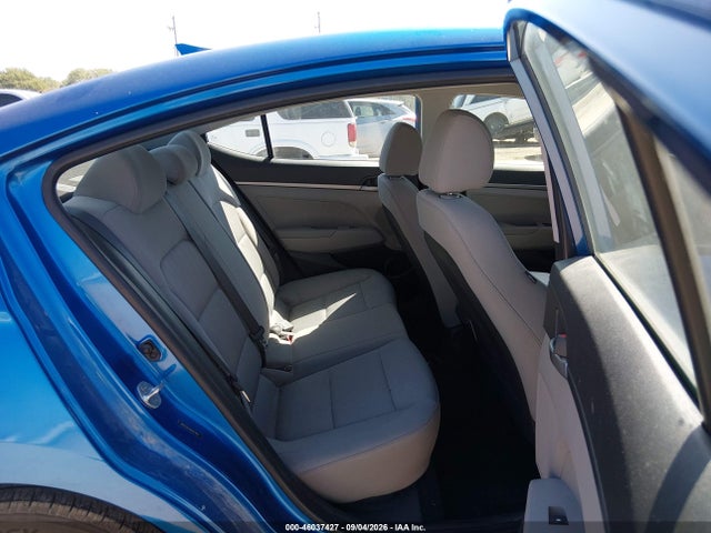 2017 HYUNDAI ELANTRA SE 8