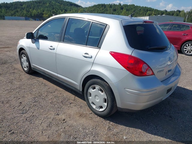2009 Nissan VERSA 1.8S — фото 3