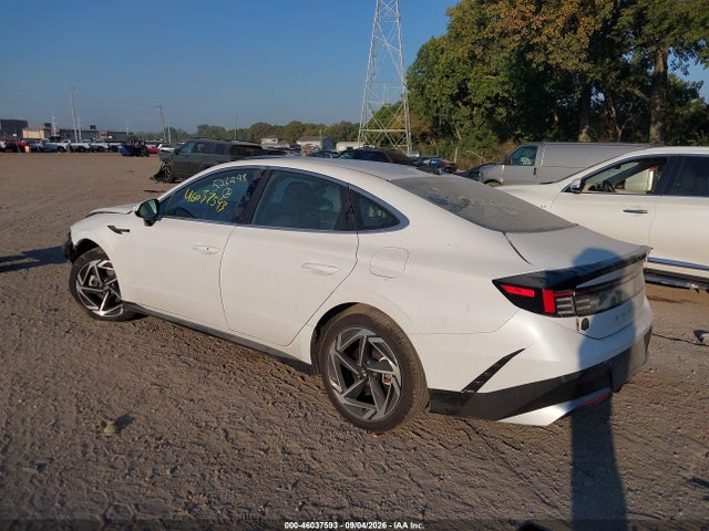 2026 HYUNDAI SONATA SEL SPORT 3