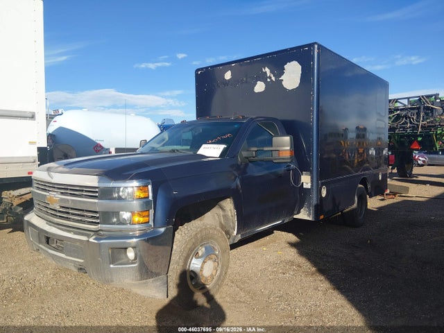 2017 CHEVROLET SILVERADO 3500HD CHASSIS LT 2