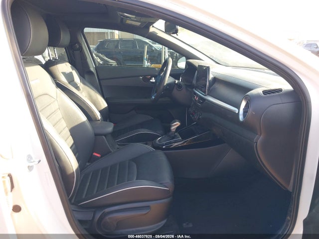 2023 KIA FORTE GT-LINE 5