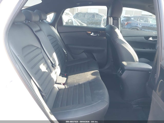 2023 KIA FORTE GT-LINE 8