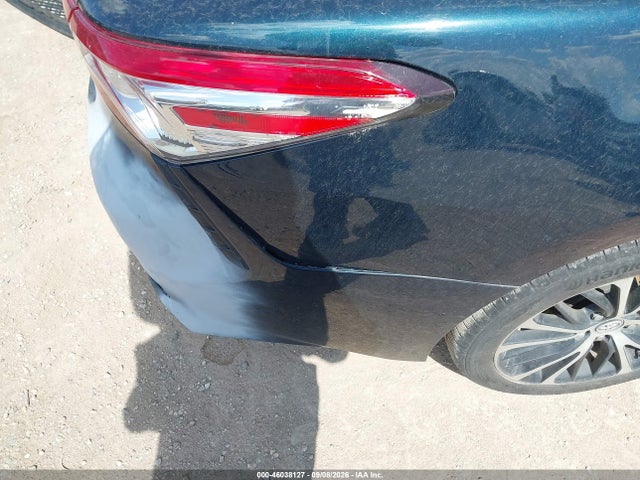 2019 TOYOTA CAMRY SE 21