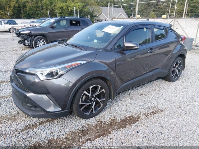 2018 TOYOTA C-HR XLE 2