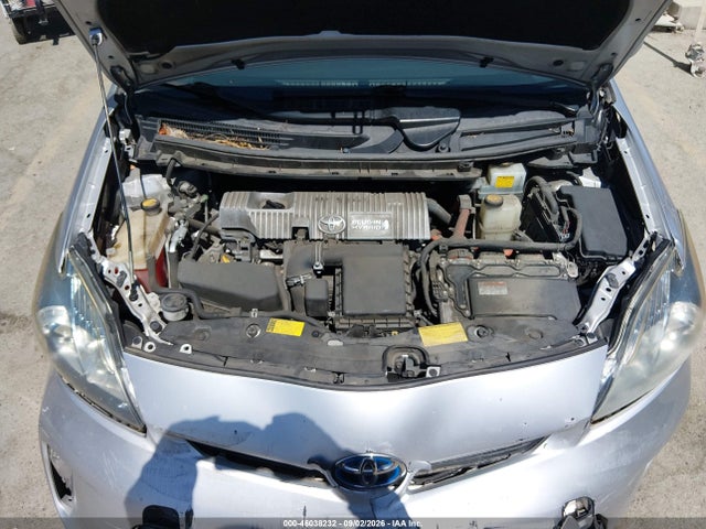 2013 Toyota PRIUS PLUG-IN — фото 10