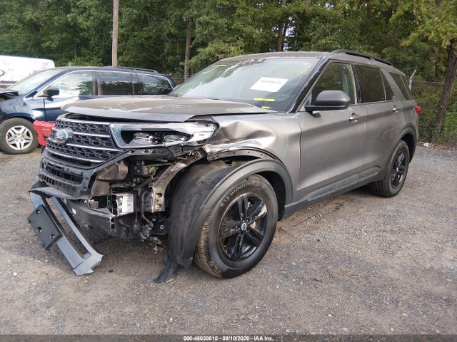 2022 FORD EXPLORER XLT 2