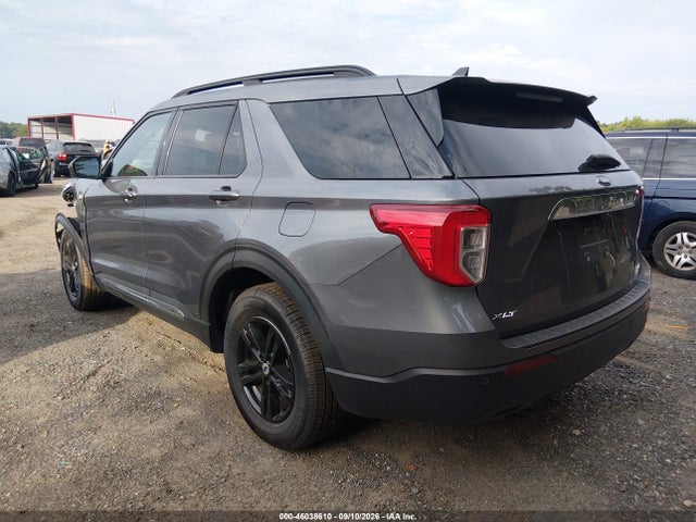 2022 FORD EXPLORER XLT 3
