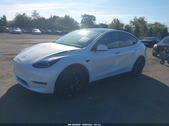 2023 TESLA MODEL Y AWD/LONG RANGE DUAL MOTOR ALL-WHEEL DRIVE 2