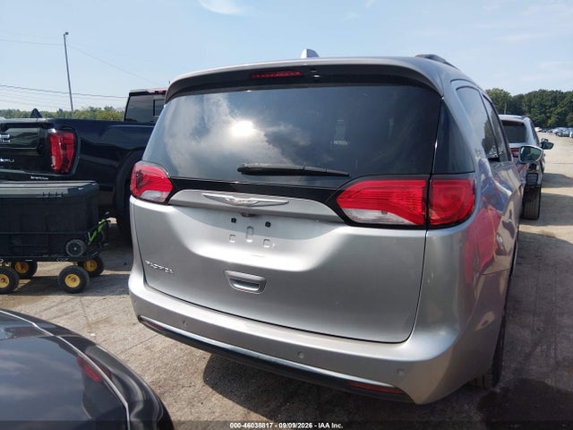 2017 CHRYSLER PACIFICA TOURING-L 16
