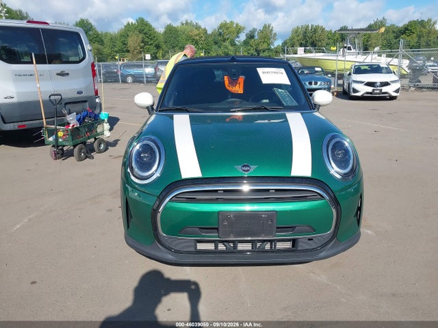 2022 MINI CONVERTIBLE COOPER 12