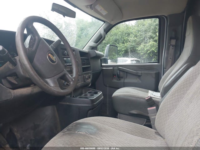 2017 CHEVROLET EXPRESS CUTAWAY WORK VAN 8