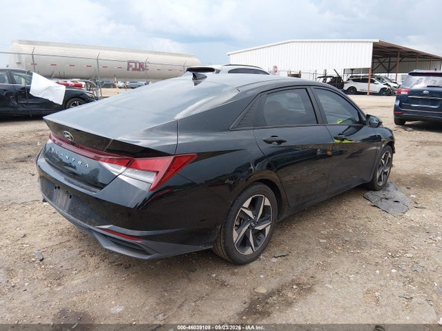 2023 HYUNDAI ELANTRA SEL 4