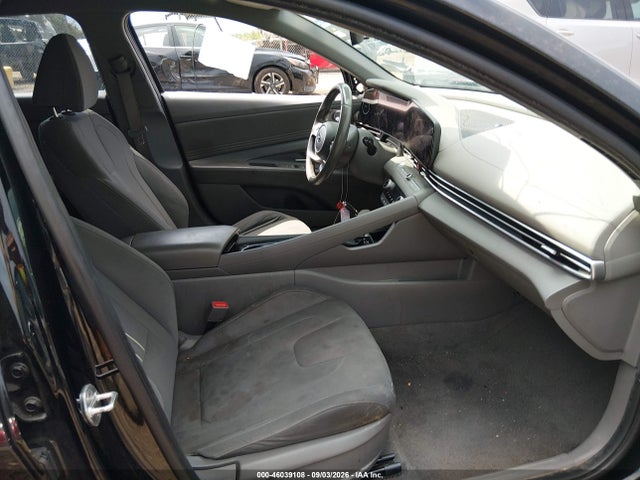 2023 HYUNDAI ELANTRA SEL 5