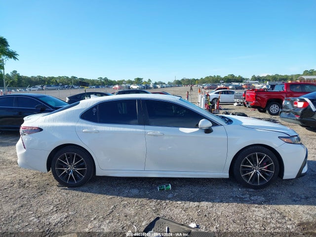 2022 TOYOTA CAMRY SE 13
