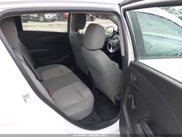 2017 CHEVROLET SONIC LT AUTO 8