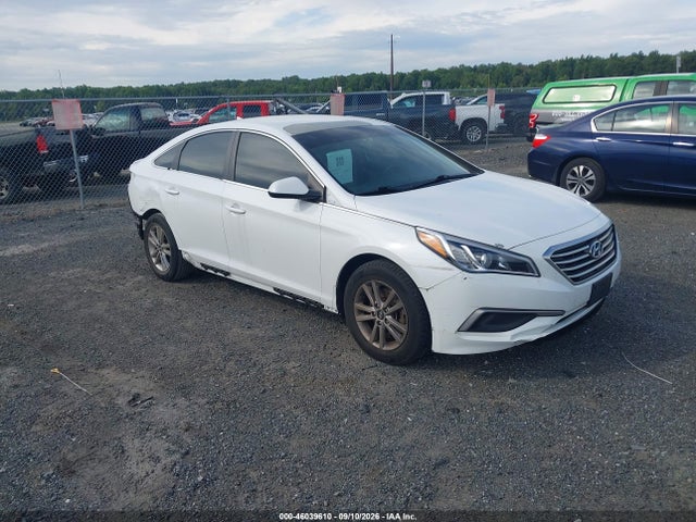 2017 HYUNDAI SONATA SE