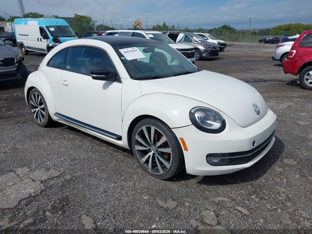 2012 VOLKSWAGEN BEETLE 2.0T TURBO