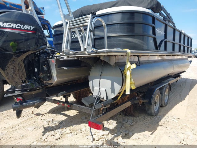 2022 BENTLEY PONTOON 6