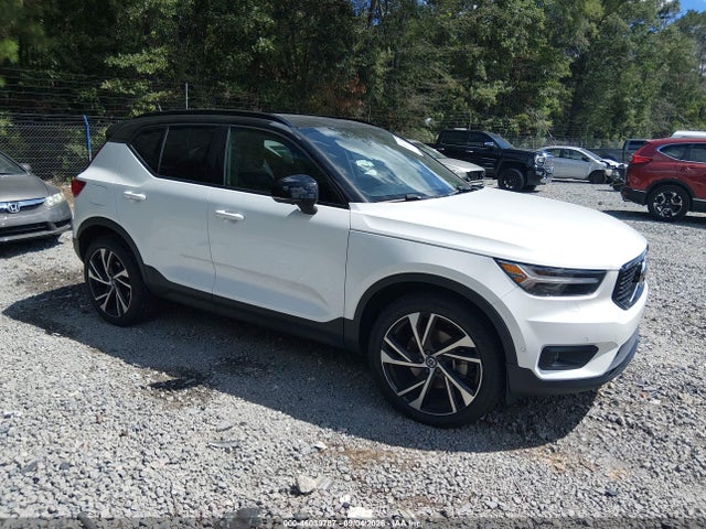 2021 VOLVO XC40 T4 R-DESIGN