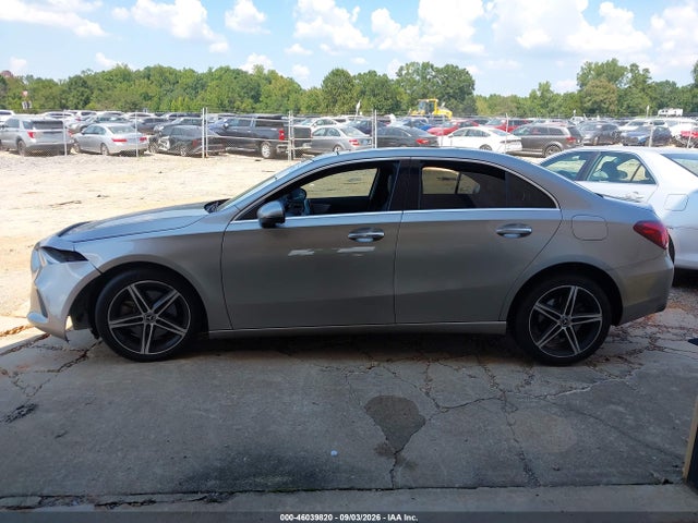 2019 MERCEDES-BENZ A 220 4MATIC 13