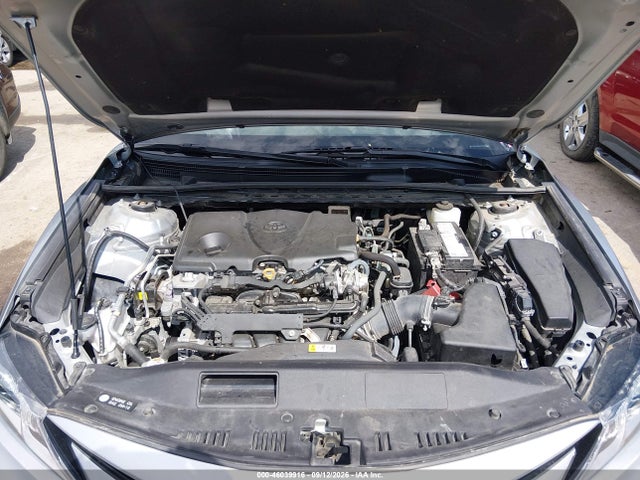 2022 TOYOTA CAMRY LE AWD 10