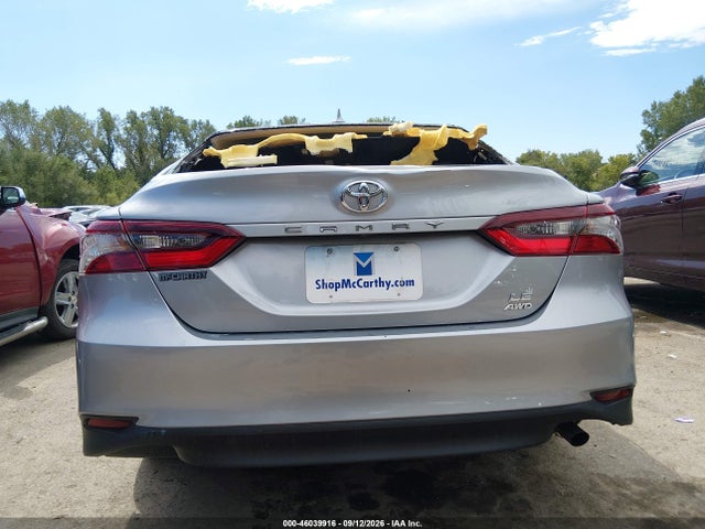 2022 TOYOTA CAMRY LE AWD 6