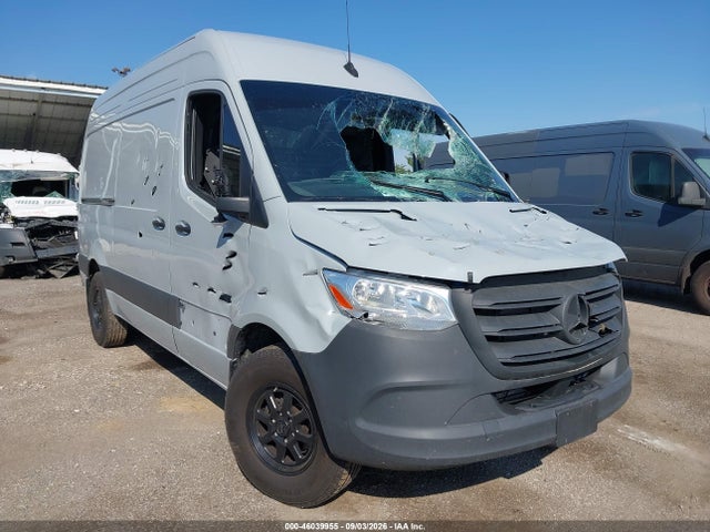 2024 Mercedes-Benz Sprinter 2500 Standard Roof 4-CYL Diesel HO