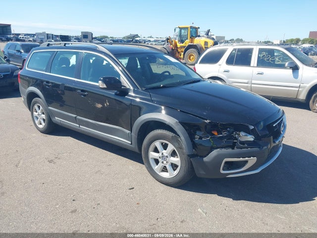 2010 VOLVO XC70 3.2