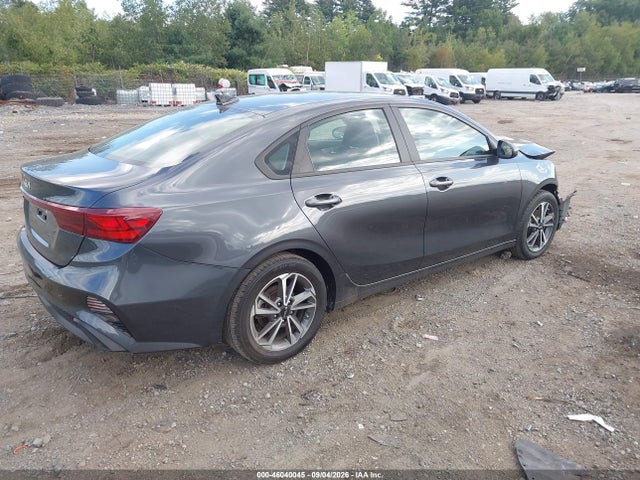 2023 KIA FORTE LXS 4