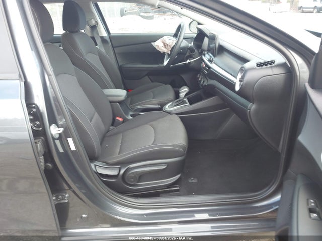 2023 KIA FORTE LXS 5