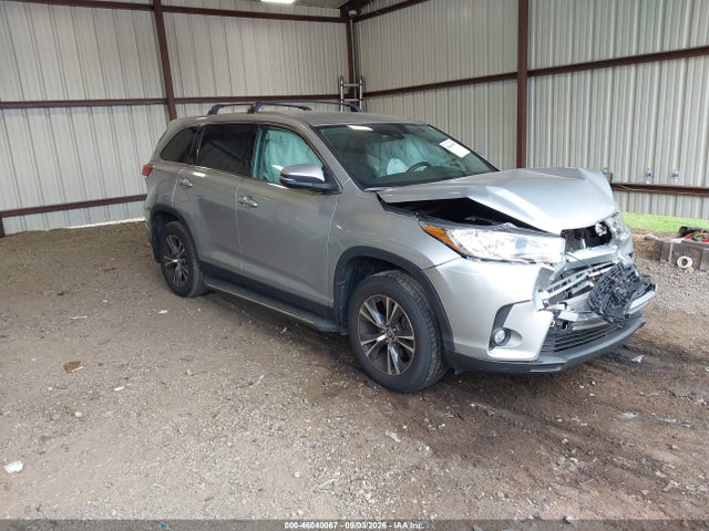 2019 TOYOTA HIGHLANDE LE